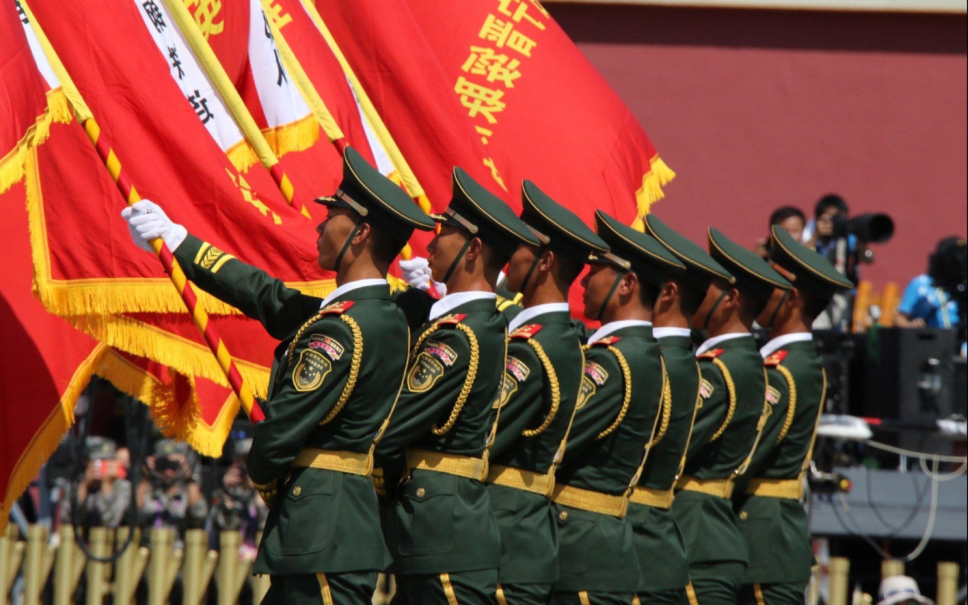 爱游戏体育平台-“逆天投篮！杜兰特绝命三分的背后战术分析”，杜兰特绝命三分 g3